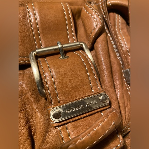 Michael Kors leather crossbody bag - Picture 3 of 16